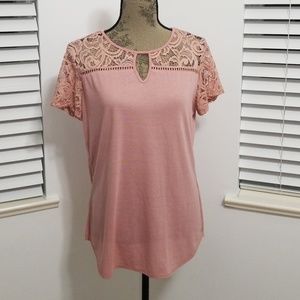Pink lace top keyhole front t-shirt